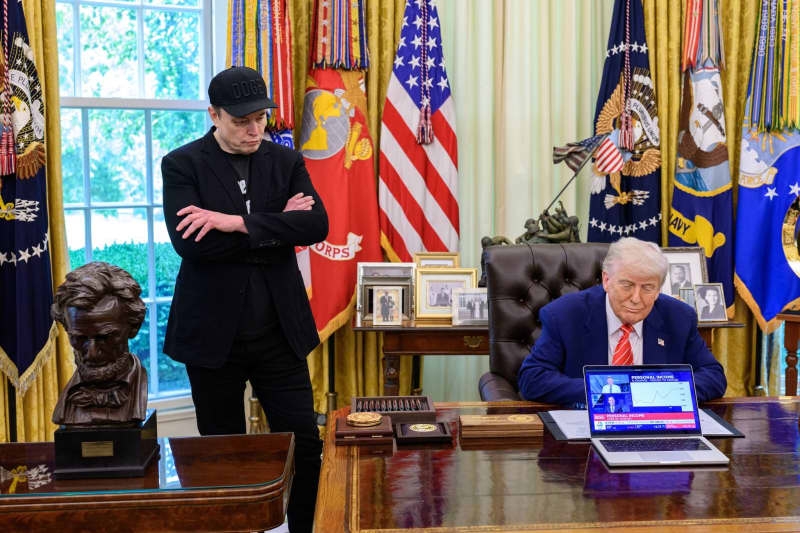Medvedev mocks dispute between Trump and Musk
