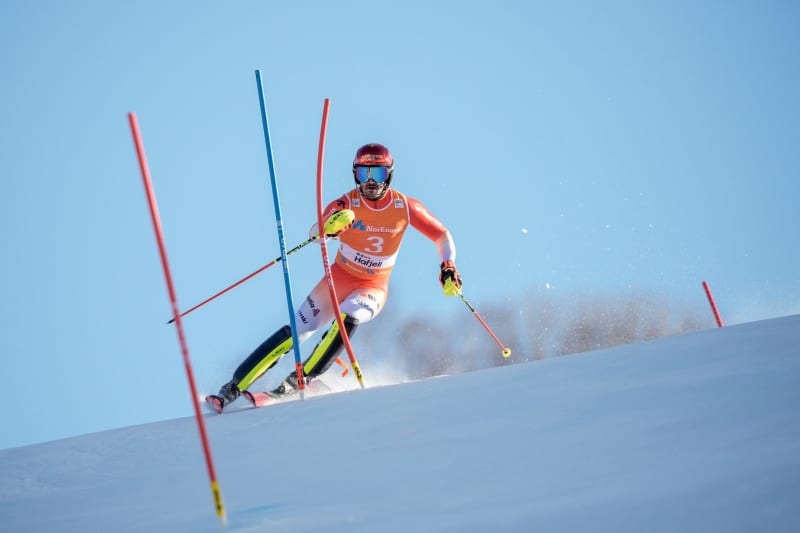 Meillard wins slalom and closes in on discipline leader Kristoffersen
