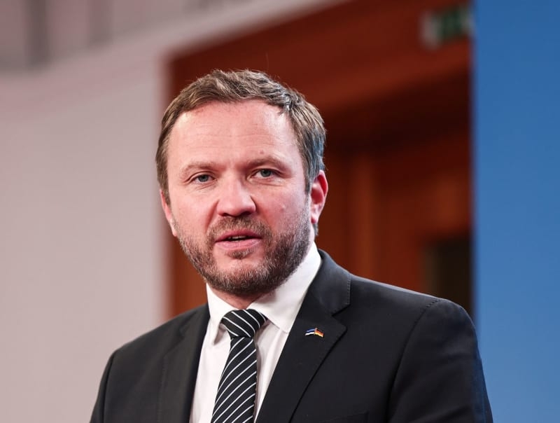 Estonia reports violation of its airspace by Russian fighter jet