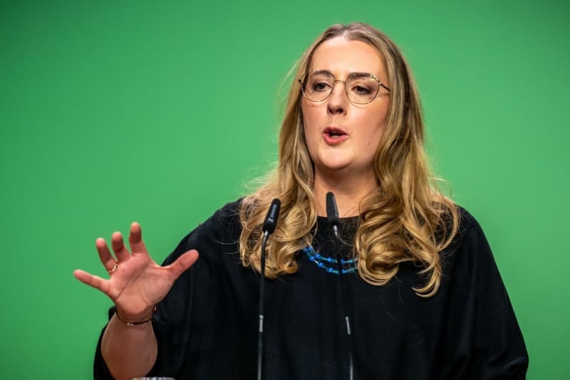 German Greens demand immediate €3 billion aid package for Ukraine