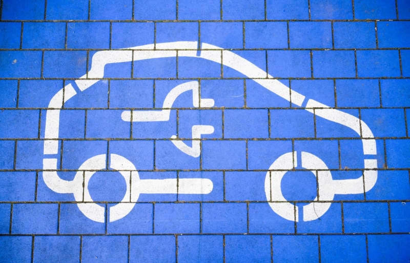 New electric car battery promises full recharge in just 18 seconds