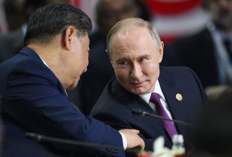 Captured Chinese fighters show Kremlin-Beijing ties, Lithuania says