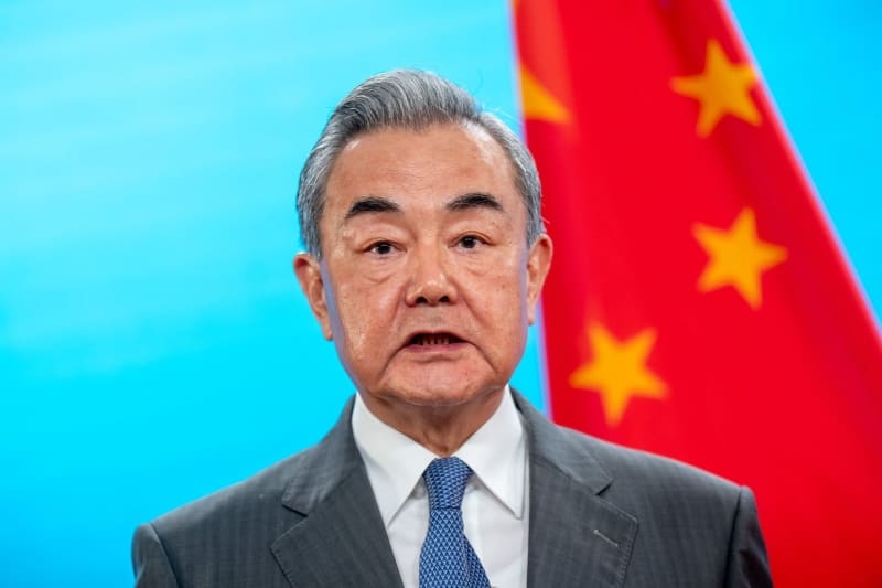 China strikes conciliatory tone in spat over rare earths with Europe