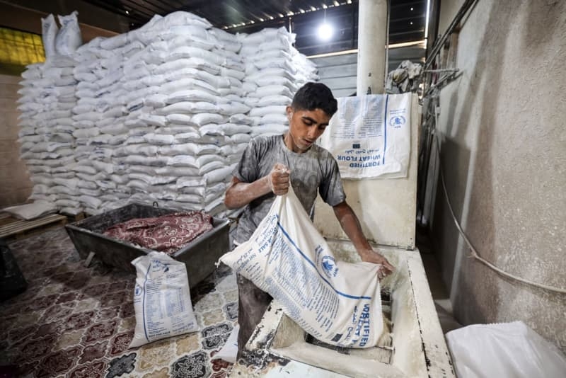 Eyewitnesses say first aid convoys have reached people in Gaza