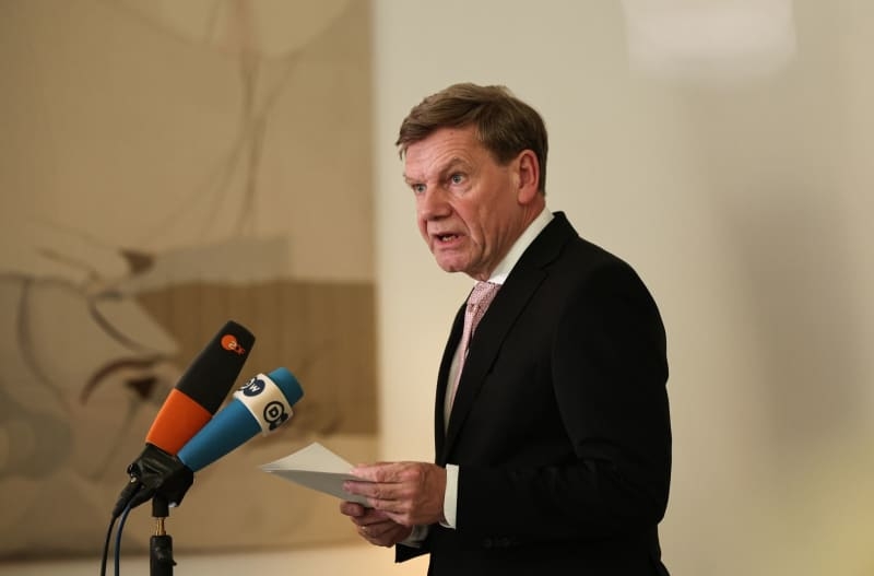 German foreign minister meets Saudi counterpart on Middle East tour