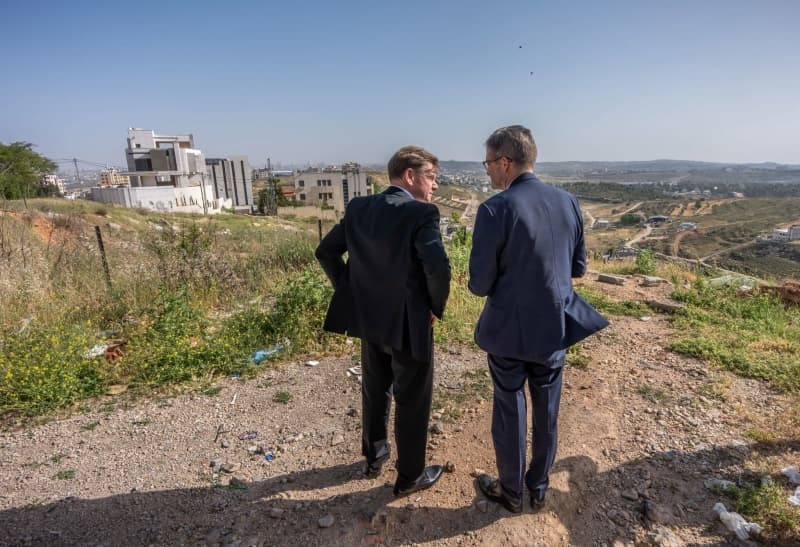 Germany's new top diplomat voices support and concern in Israel visit