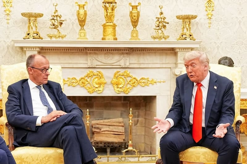 Merz gets warm welcome from Trump at the Oval Office
