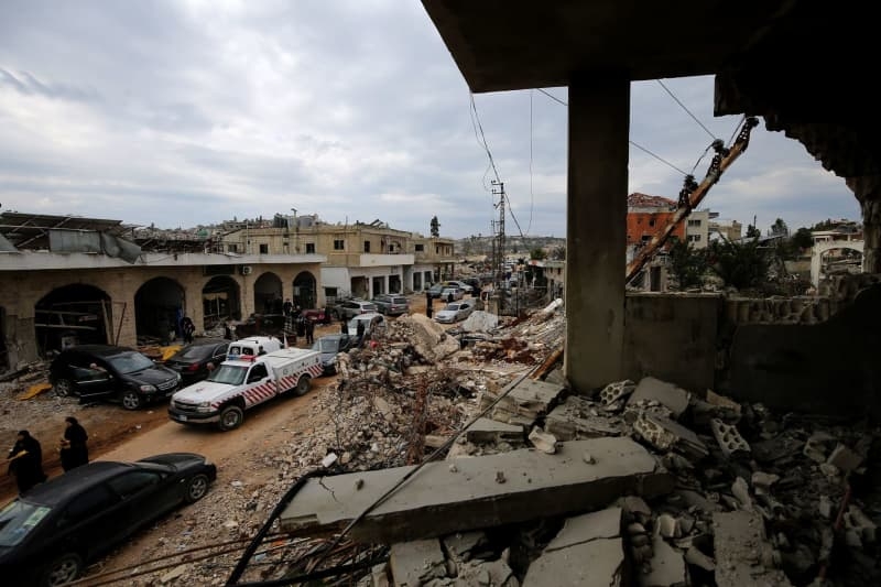 Lebanon reports 15 deaths as ceasefire deadline with Israel expires