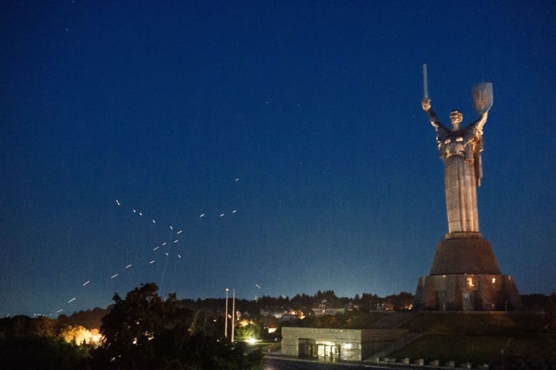 Report: Russia strikes Ukraine with heavy wave of missiles, drones