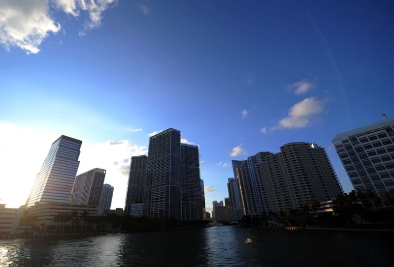 Angered by Trump's threats, Canadians rethinking travel to Florida