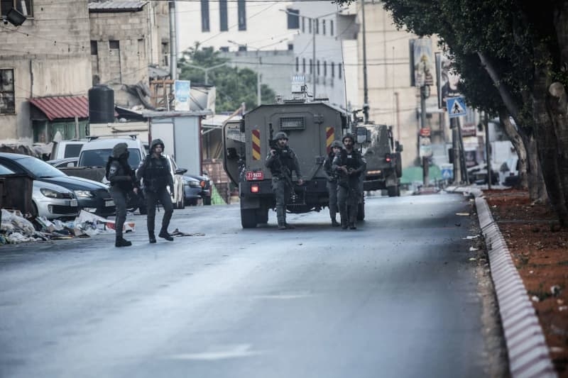 Arab officials put off rare West Bank trip over Israeli 'obstruction'