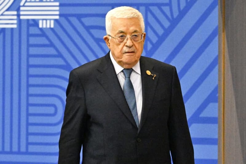 Palestinian Abbas backs two-state solution ahead of conference