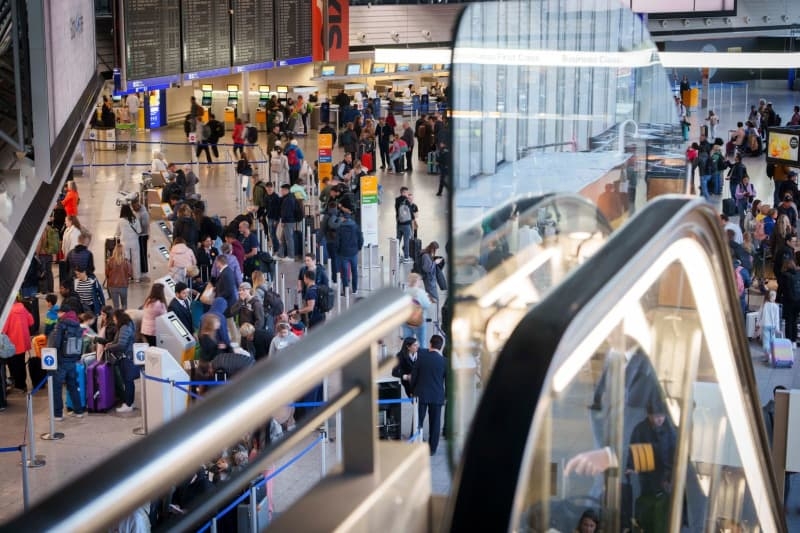 Passenger numbers up at Germany's Frankfurt Airport in April