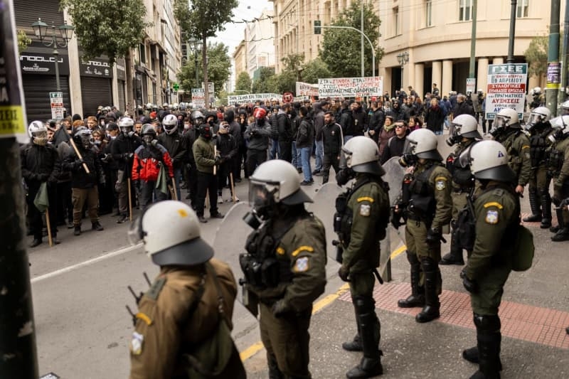 Riots break out in central Athens district, 70 arrested