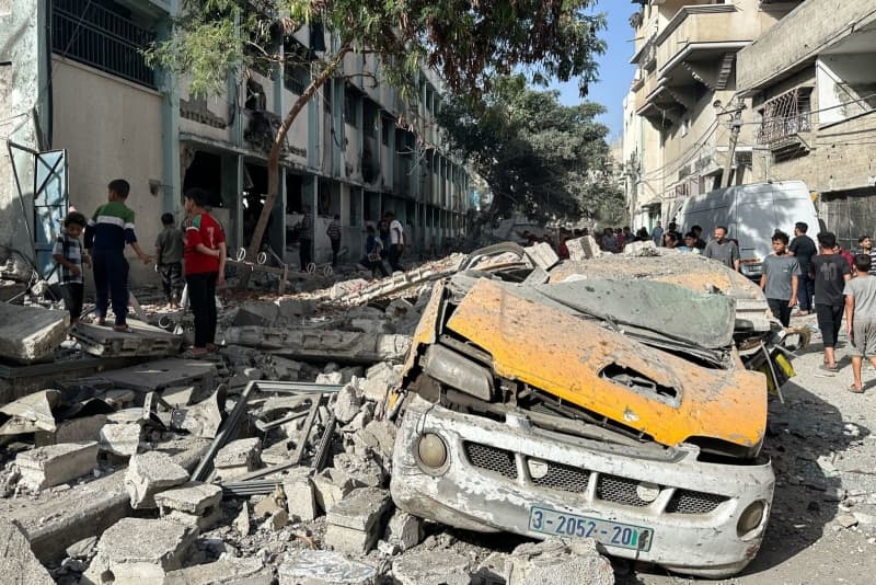 Israel orders evacuation of southern Gaza ahead of major attack