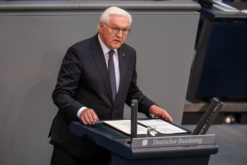 German president welcomes Pope Leo XIV as a 'bridge-builder'