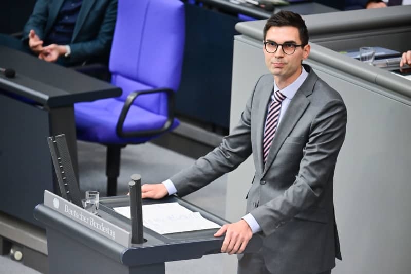 Germany's CDU: Foreign medical students must work in Germany or pay