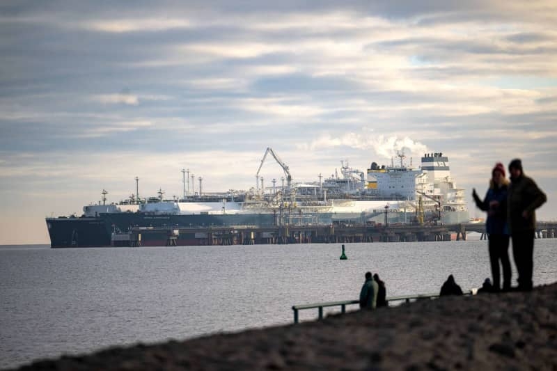 Germany imports more LNG through North Sea terminals than Baltic Sea