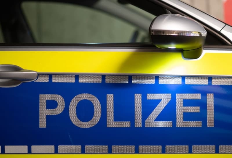 German police fatally wound man on Czech border as he flees