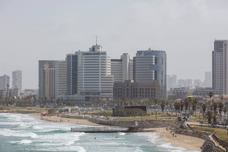 Escalation in the Middle East brings public life in Israel to a halt