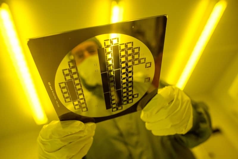 Billion-euro chip factory planned for eastern Germany