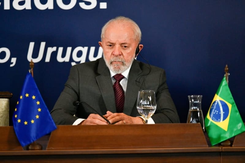 Brazil's Lula calls on France to ratify MERCOSUR trade deal with EU
