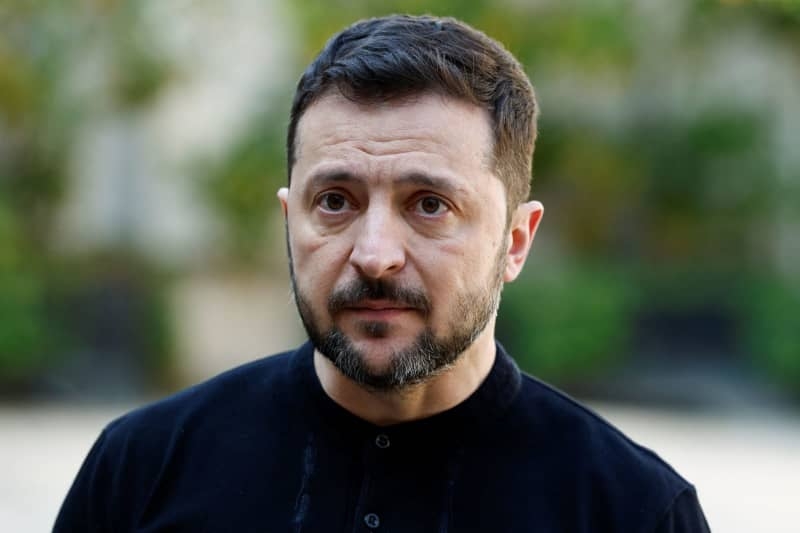 Zelensky accuses Moscow of damaging power facility, breaking deal