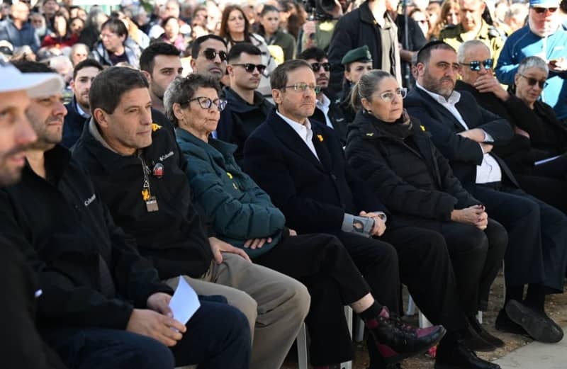 Hundreds attend funeral of killed Israeli hostage Oded Lifshitz