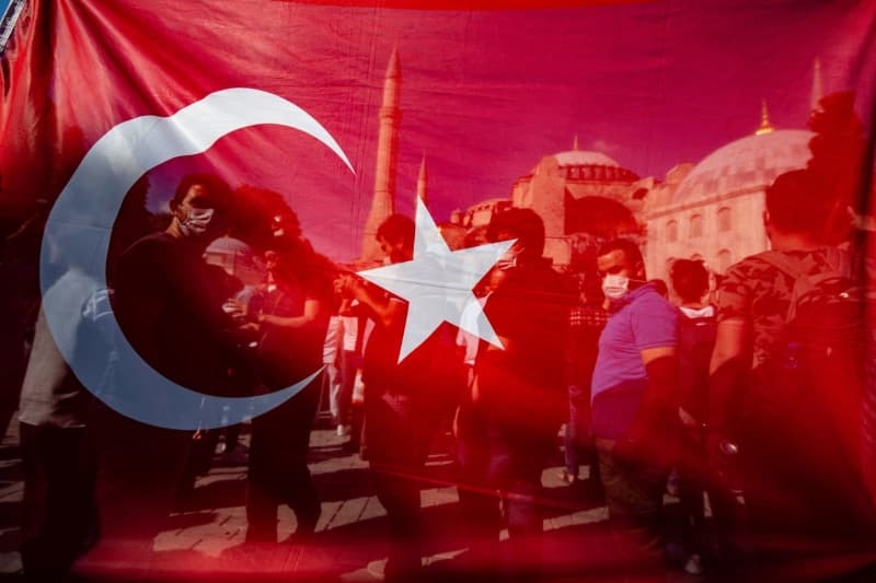 Turkish draft law could penalize non-traditional gender expression