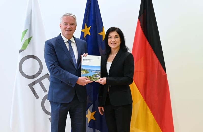 OECD urges Germany to expand workforce by engaging women and seniors