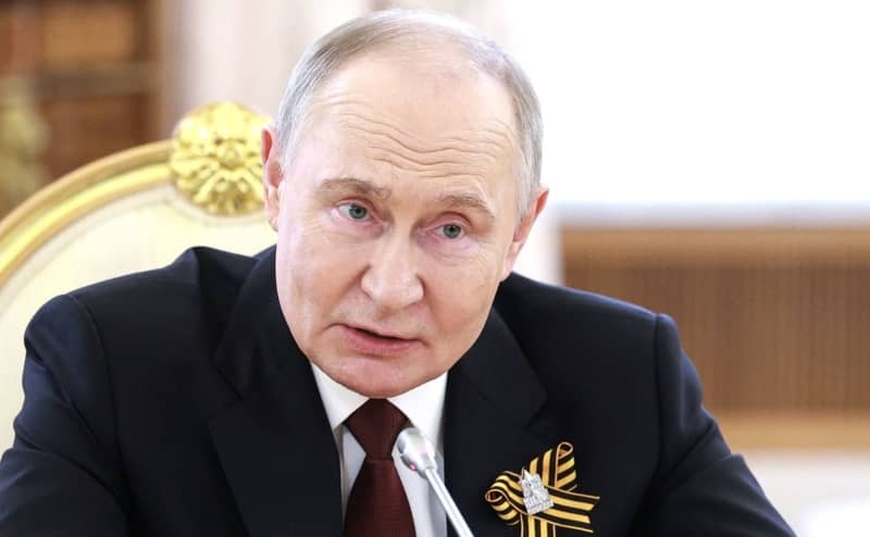 Putin tells potential returning investors an apology is not enough