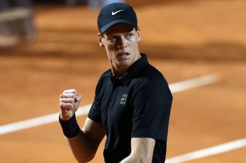 Sinner and Djokovic in same half of French Open draw