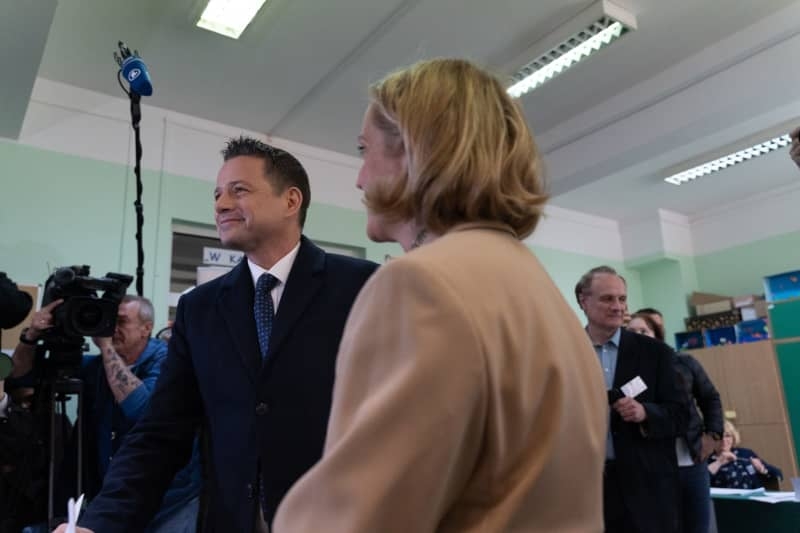 Poland's presidential election heads to run-off election