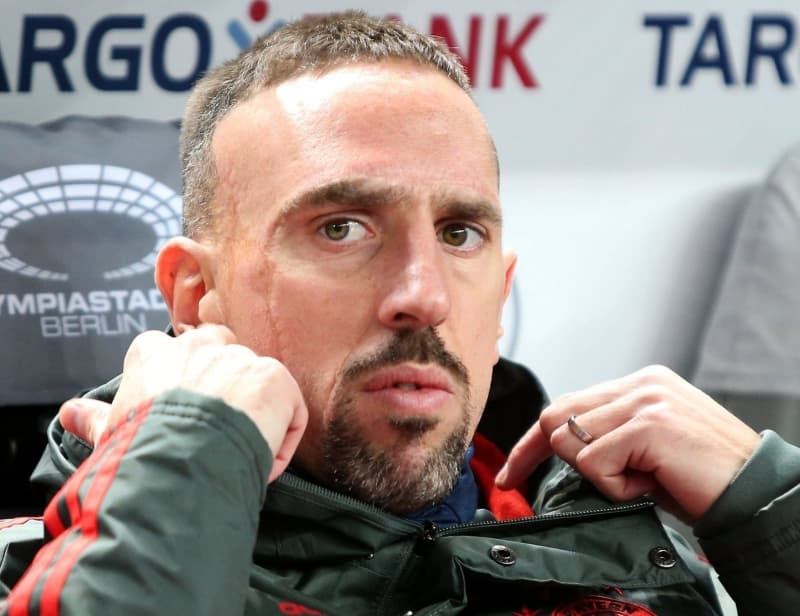 Ribery: Bayern should give veteran Müller a new contract