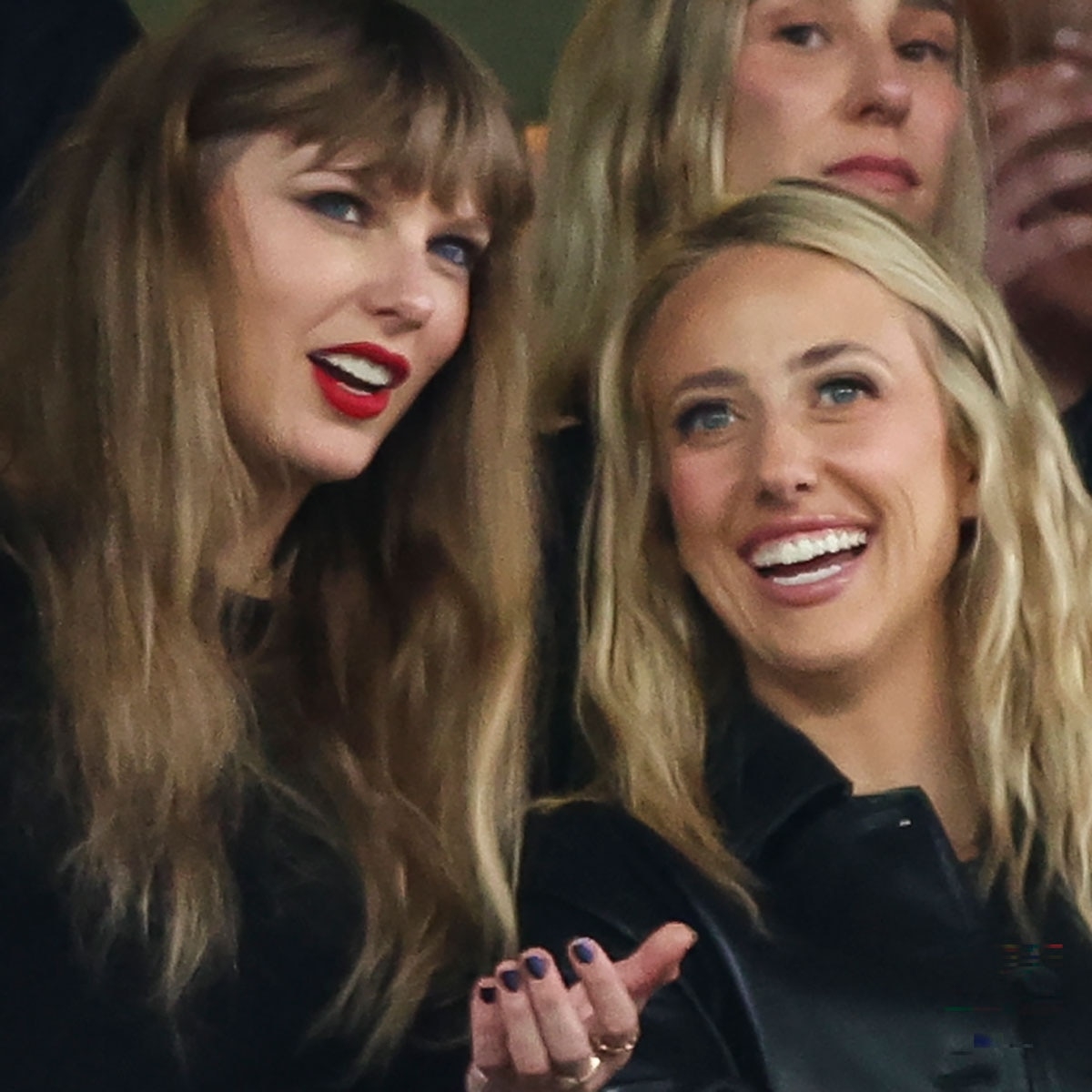 Brittany & Patrick Mahomes React to Taylor Swift's Masters Deal