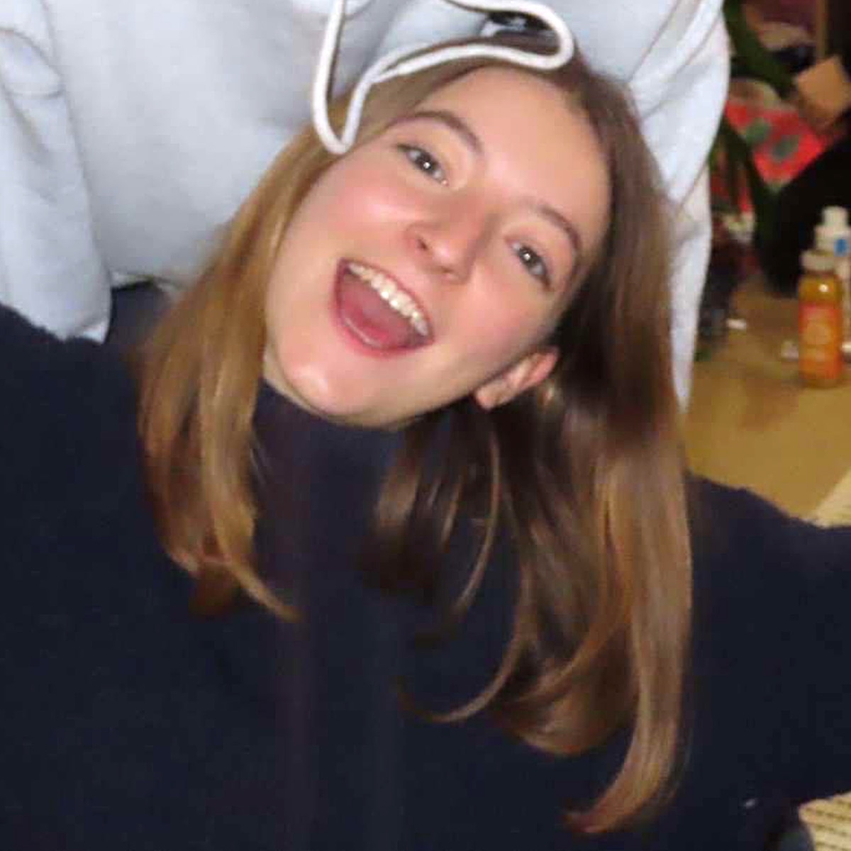 Rosie Roche, Cousin of Prince Harry and Prince William, Dead at 20