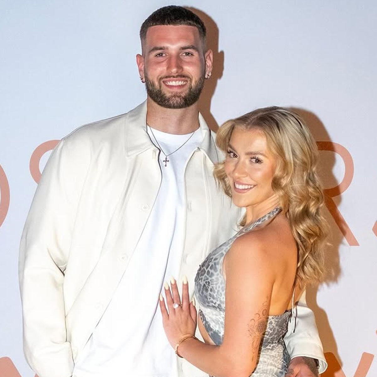 Love Island UK 's Molly Marsh & Zachariah Noble Break Up After 2 Years