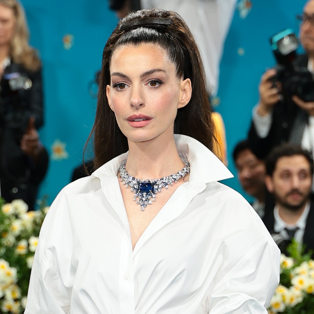 Anne Hathaway Arrives at Met Gala 2025 in Custom Caroline Herrera