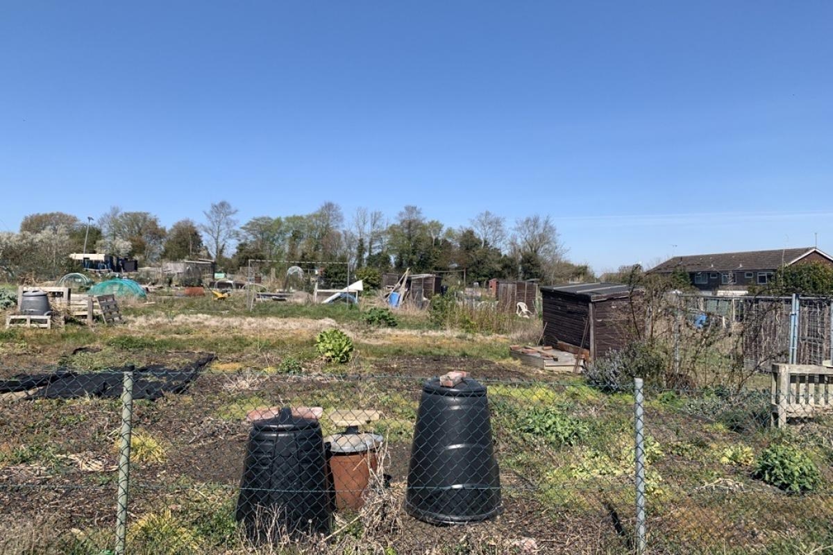 Allotments closing date announced amid dispute