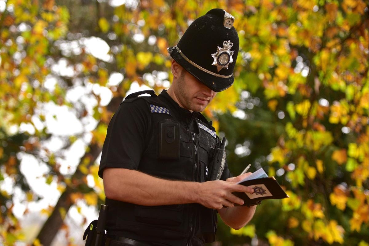 Elderly homeowner charged £120 by cold callers