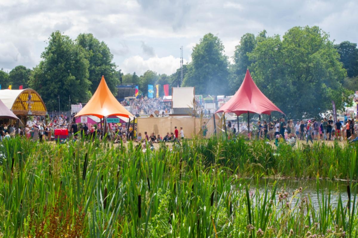 Traffic chaos continues as festival weekend begins
