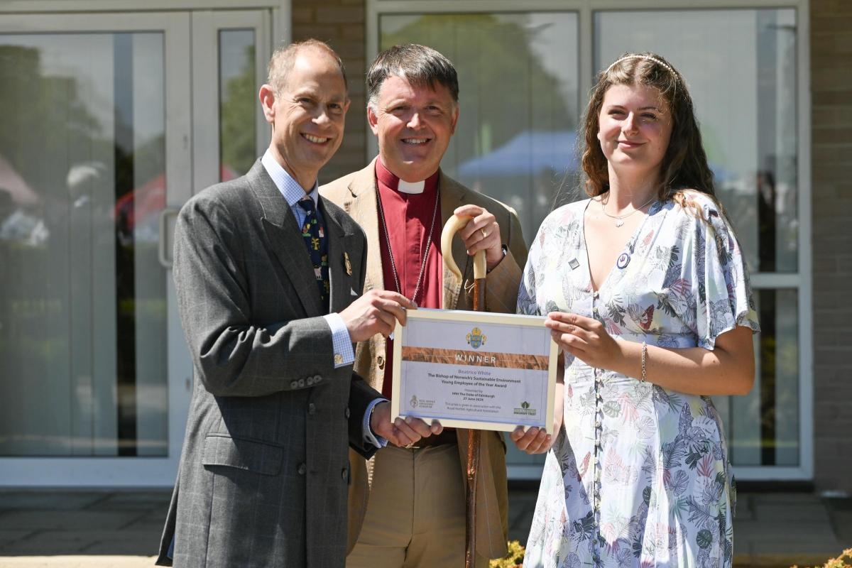 Bishop of Norwich offers £1,000 award for inspiring young environment champions