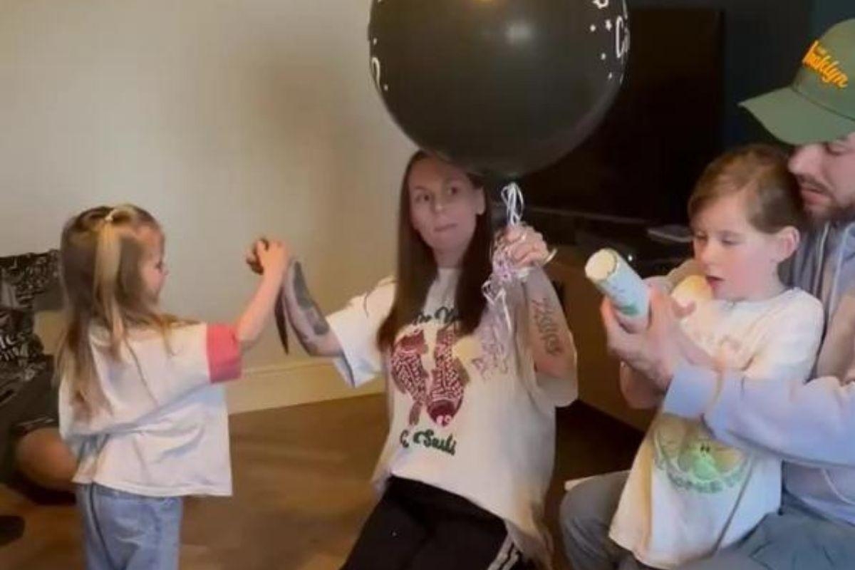 Card Factory mess up Mum's gender reveal after she found out in 'worst way ever'