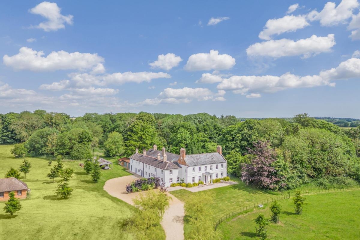 See inside 'elegant' £2.35m home with acres of land