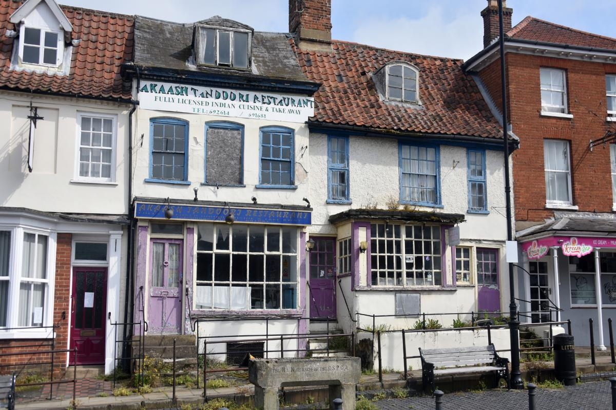 Council seeking enforced sale of derelict restaurant abandoned a decade ago