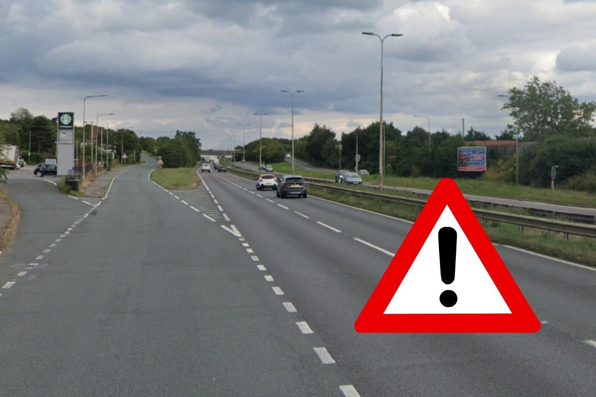 Crash blocks A127 in south Essex with 'severe' delays increasing