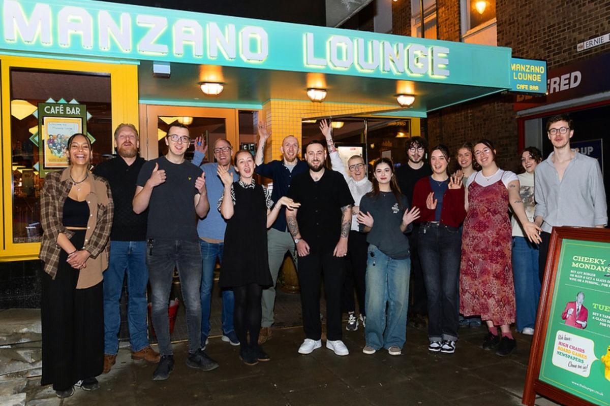 New bar and cafe opens its doors after transformation of former south Essex bank