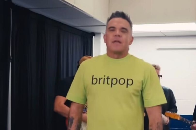 Robbie Williams shares backstage clip hours before Edinburgh Murrayfield gig