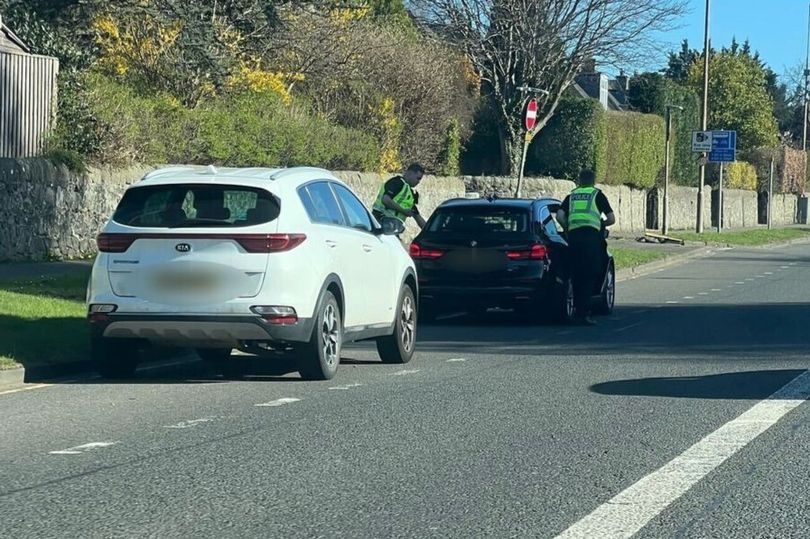 Edinburgh driver pulled over by 'unmarked police car' as residents concerned