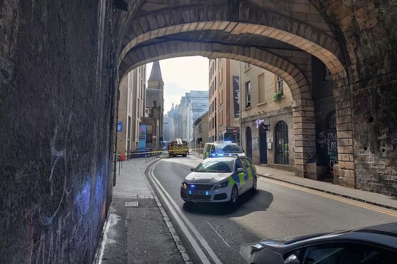 Edinburgh bar suffers 'significant damage' after blaze tears through building